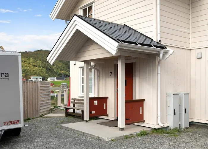 Tatil Evi Camp Aurora Karlsøy